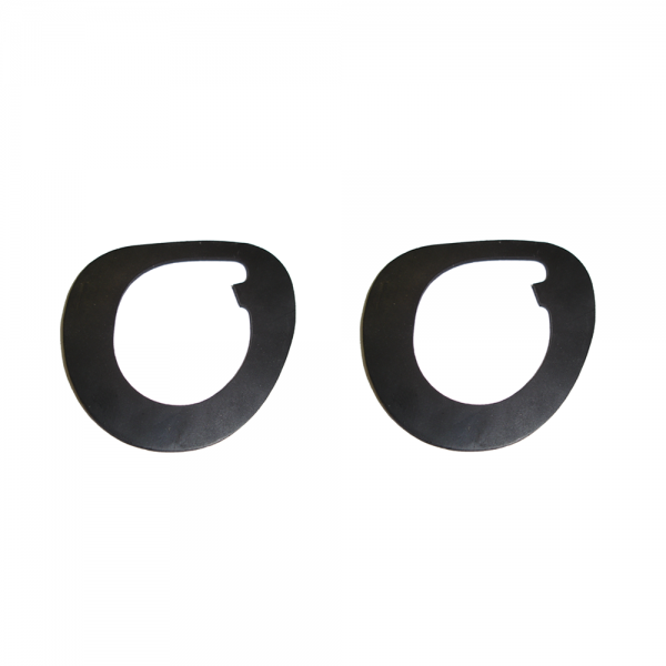 Rubber The Right Way - Windshield Wiper Escutcheon