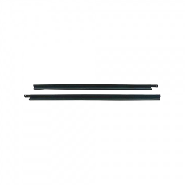 Rubber The Right Way - Quarter Window Leading Edge Seals