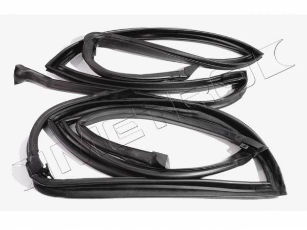 Rubber The Right Way - T-Top Seal - On Body