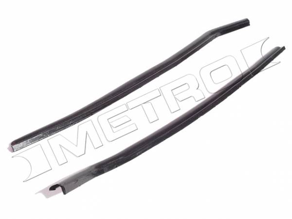 Rubber The Right Way - Rear Side Window Leading Edge Seal