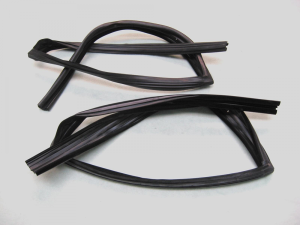 Window Channel / Glass Run - Rear Door